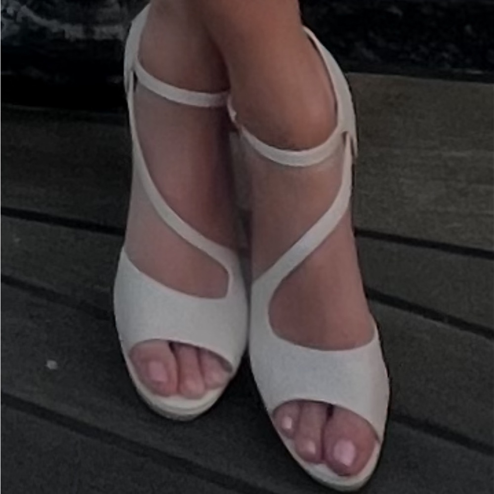 Women's Elegant Cream Heels, size 10